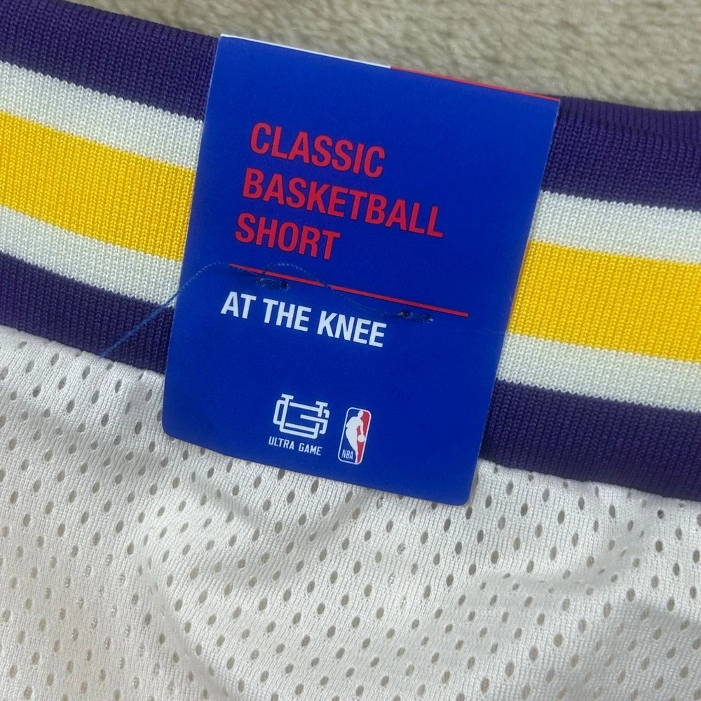Ultra Game NBA‎ Los Angeles Lakers Mesh Basketball Shorts Cream Mens L VSMJ178S
